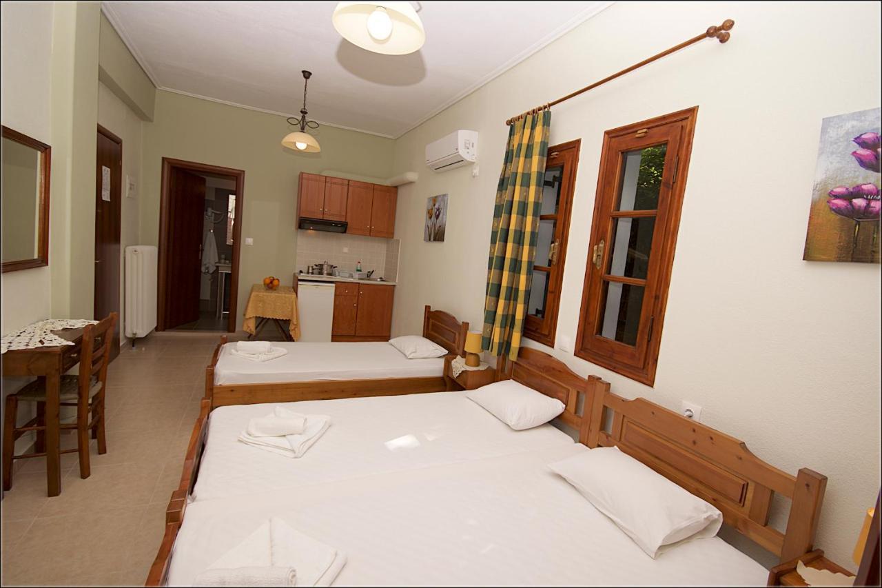 Alkmini Hotel Agios Dimitrios  Exterior photo